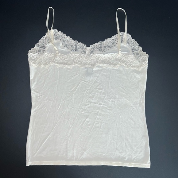 Two Ann Taylor camisoles white and black excellent condition 🩷 - Picture 6 of 14